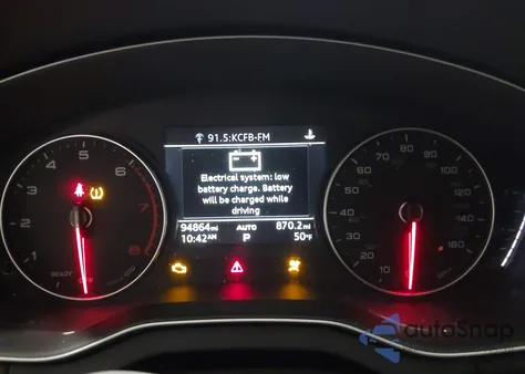 2018 Audi Q5 2.0T Premium/2.0T Tech Premium z USA, uszkodzony, nr VIN WA1ANAFY5J2003596